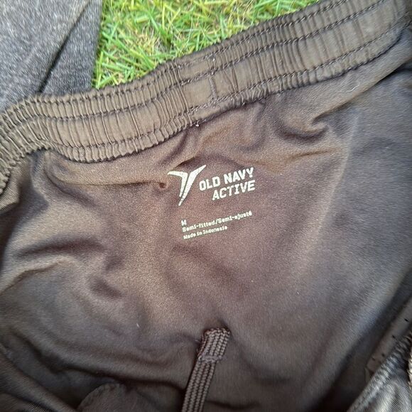 GUC -OLD NAVY BUNDLE - Picture 3 of 3